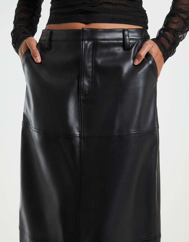 Alice In The Eve - Millie Leather Look Maxi Cargo Skirt
