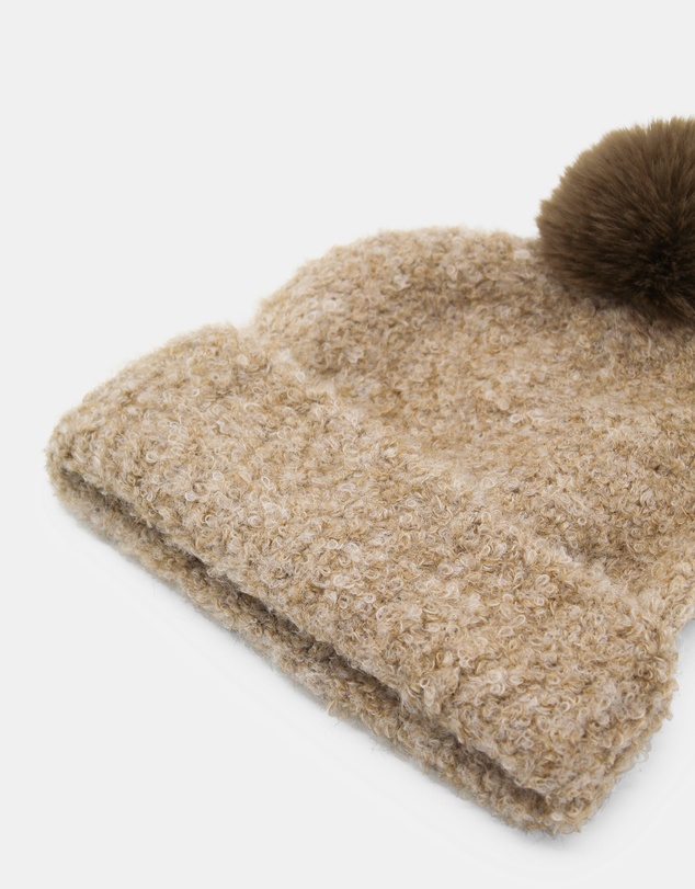Morgan & Taylor - Elsie Boucle Beanie in Beige
