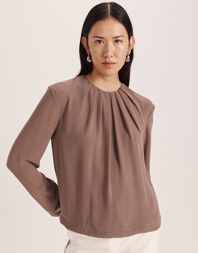 SABA - Willa Long Sleeve Tuck Detail Top