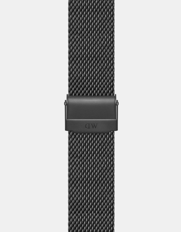 Daniel Wellington - Smart Watch Mesh strap sandblasted 20mm