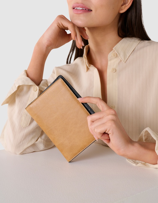 Kinnon - Kinnon by Romy Passport Holder