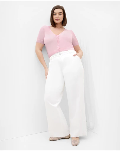 City Chic - Plus size Tara Short Sleeve Crop Cardigan - soft pink