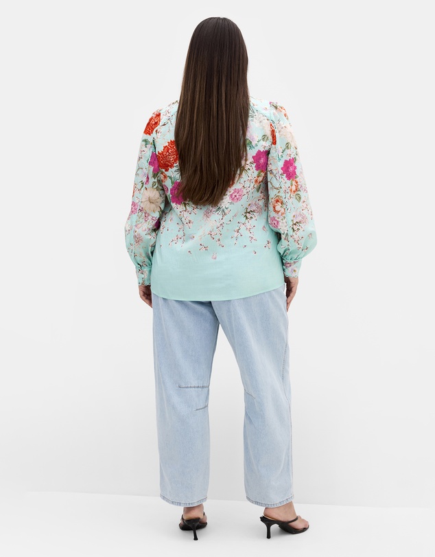 City Chic - Plus size Gianna Fleur Print Shirt - soft mint