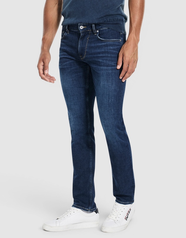 GUESS - Mid-Rise Finnley Jeans