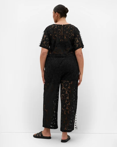 City Chic - Plus size Star Lace Crop Top - black