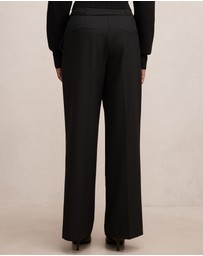 Forever New Petite - Kyla Petite Belted Straight Leg Pants