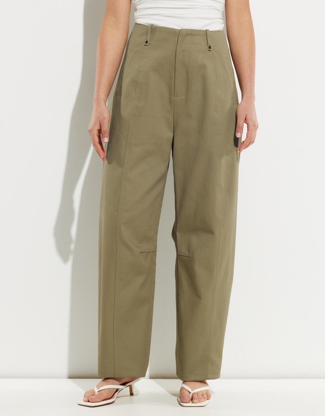 Calli - Harriet Barrell Leg Pants