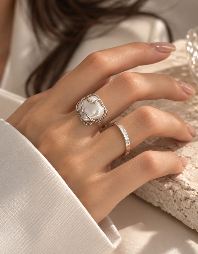 KAJA Clothing - Elara Pearl Ring Set
