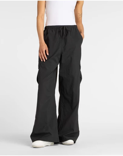 New Balance - Woven Cargo Pants