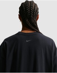Nike - Nike Oversized Dri-FIT Short-Sleeve T-Shirt