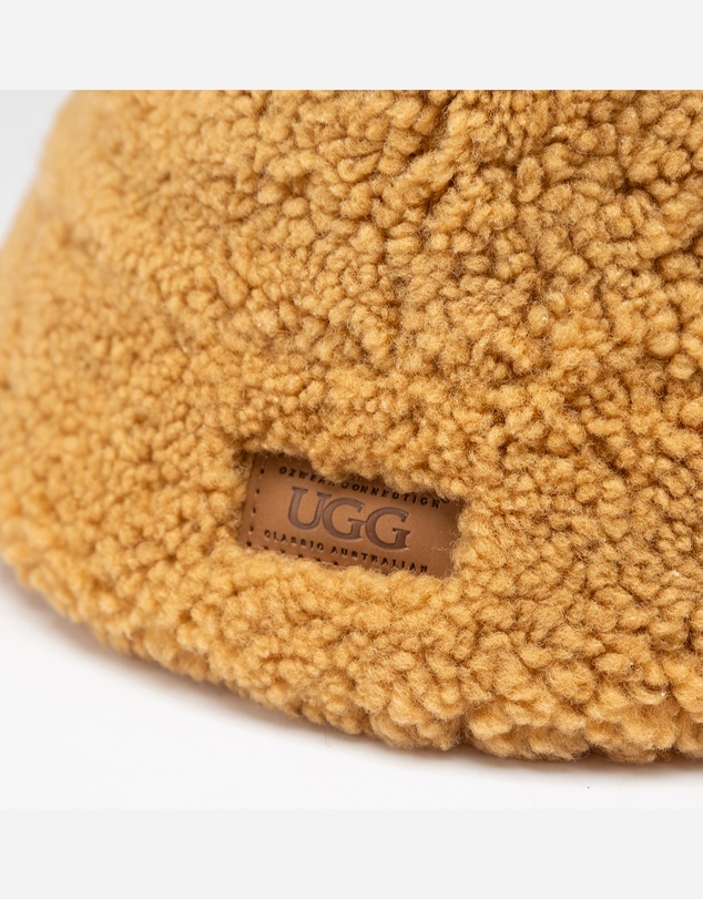 Ozwear Connection Uggs - Ugg Curly Sheepskin Bucket Hat