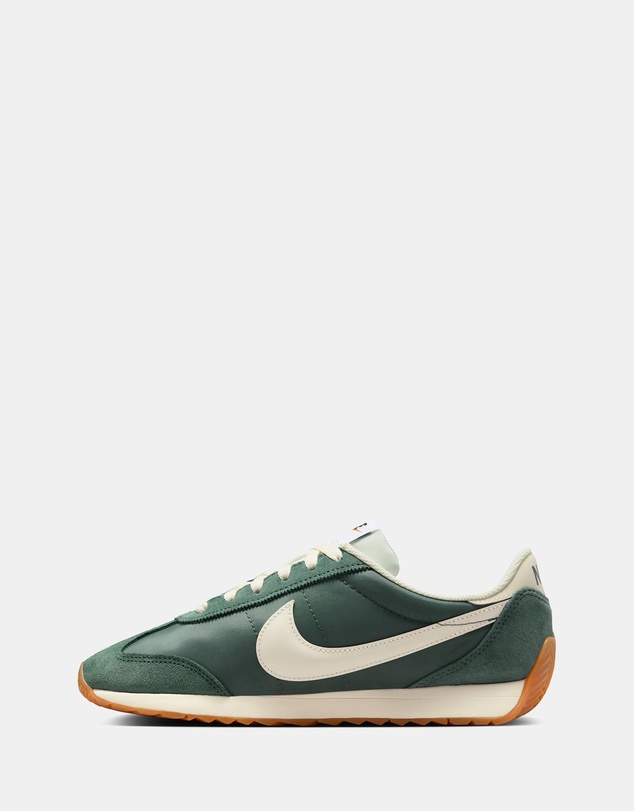 Nike - Pacific - Women's