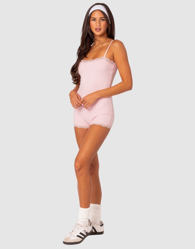 EDIKTED - Mandi lace trim romper