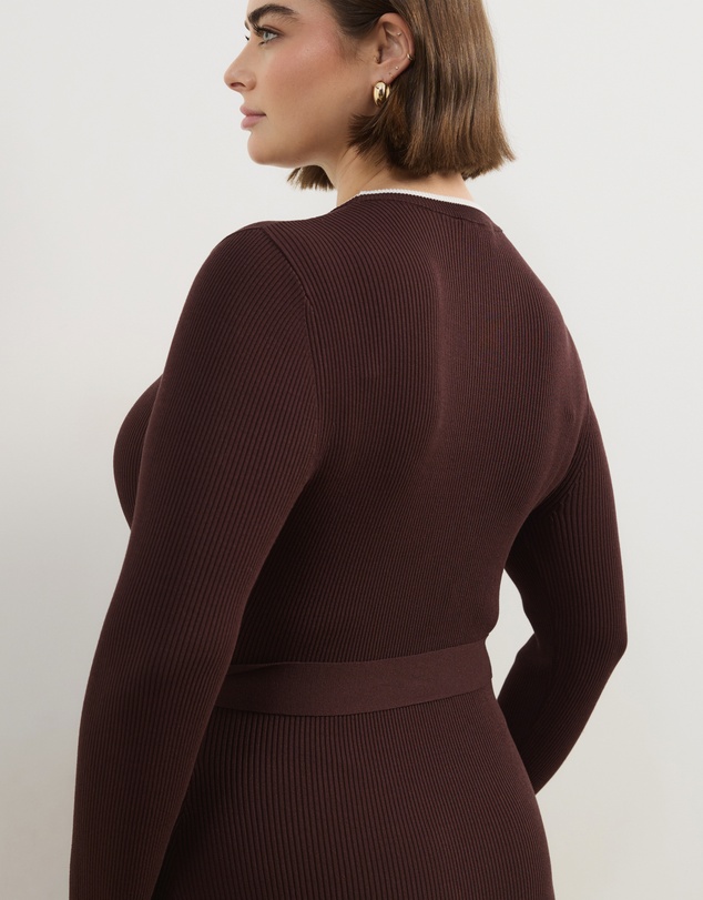 Atmos&Here Curvy - Maci Fitted Midi Knit Dress