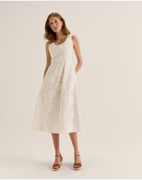 Review - Noosa Embroidered Midi Dress