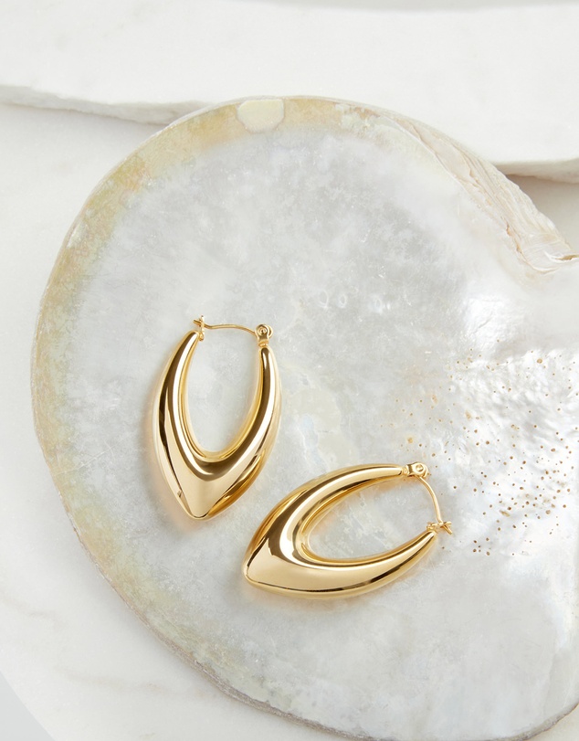 Pastiche - Zoe Hoops