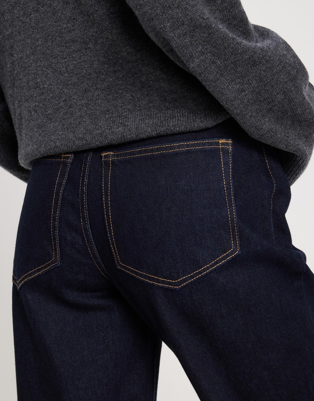 Minima Esenciales - High Rise Straight Leg Jeans