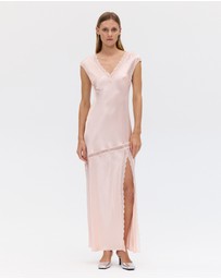 Third Form - Sevin Lace Trim V Neck Dress