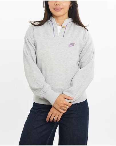 Vintage by The Real Deal - Pre Loved - Vintage 80s Nike Collared Sweatshirt