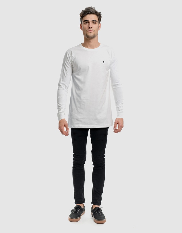 DVNT - Classic Embroidery Long Sleeve Tee