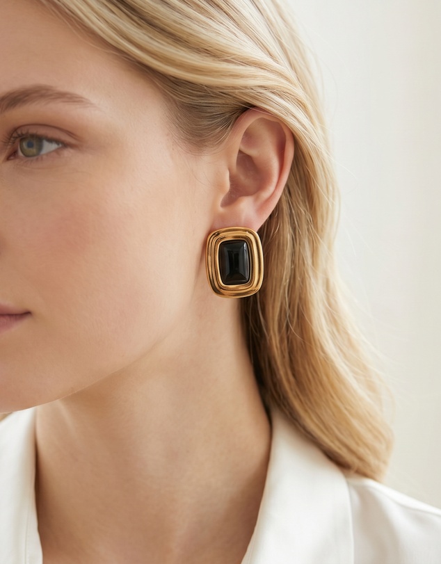 Izoa - Alice Stud Earrings