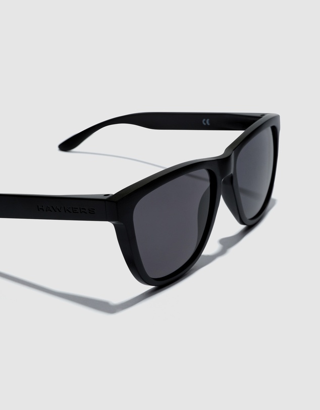 Hawkers Co - HAWKERS - Black One Raw Sunglasses for Men and Women UV400