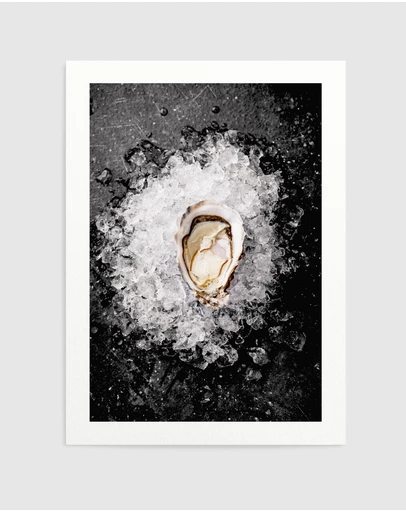 Olive et Oriel - Oysters on Ice Art Print