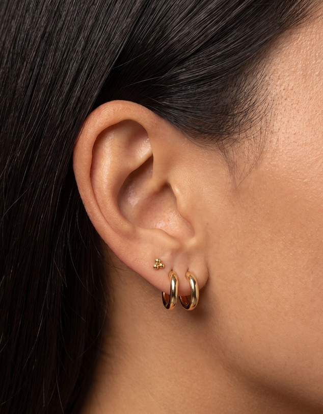 HOUSE OF SLANI - Silver Trio Flatback Ear Piercing