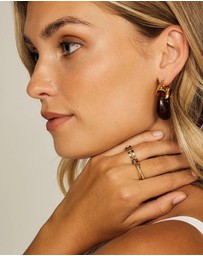 Pastiche - Reena Ring