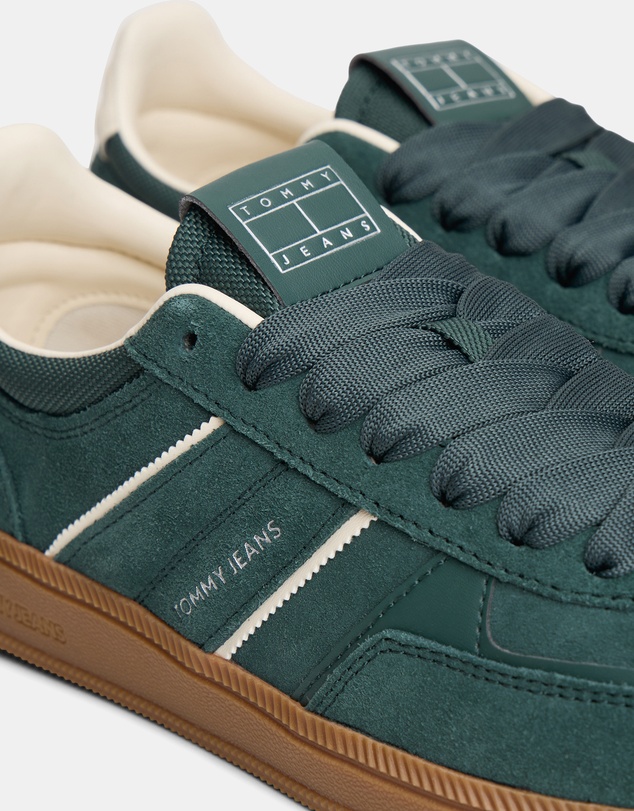 Tommy Hilfiger - The Greenwich Edge Suede - Women's