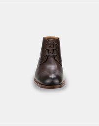 Florsheim - Rucci Chukka Boots - Men's