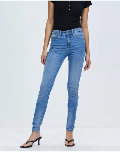GUESS - 1981 High Rise Skinny Jeans