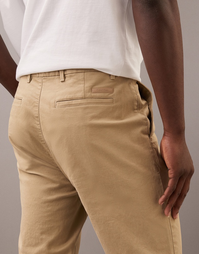 Calvin Klein - Slim Chinos