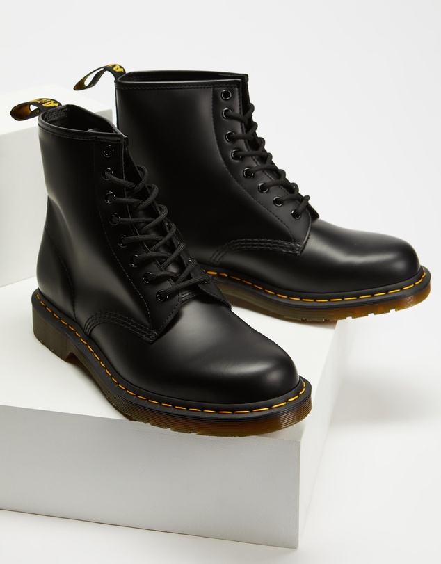 Dr Martens - Unisex 1460 Smooth 8-Eye Boots