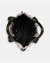 GUESS - Active Shoulder Bag
