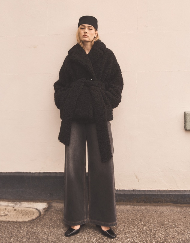 ENA PELLY - Quinn Faux Fur Robe