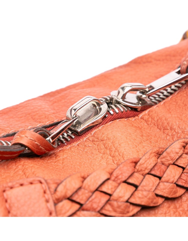 Pre-Loved by Azura Reborn - Pre-Loved gucci Leather Handbag with Braided Handle and Zip Closure