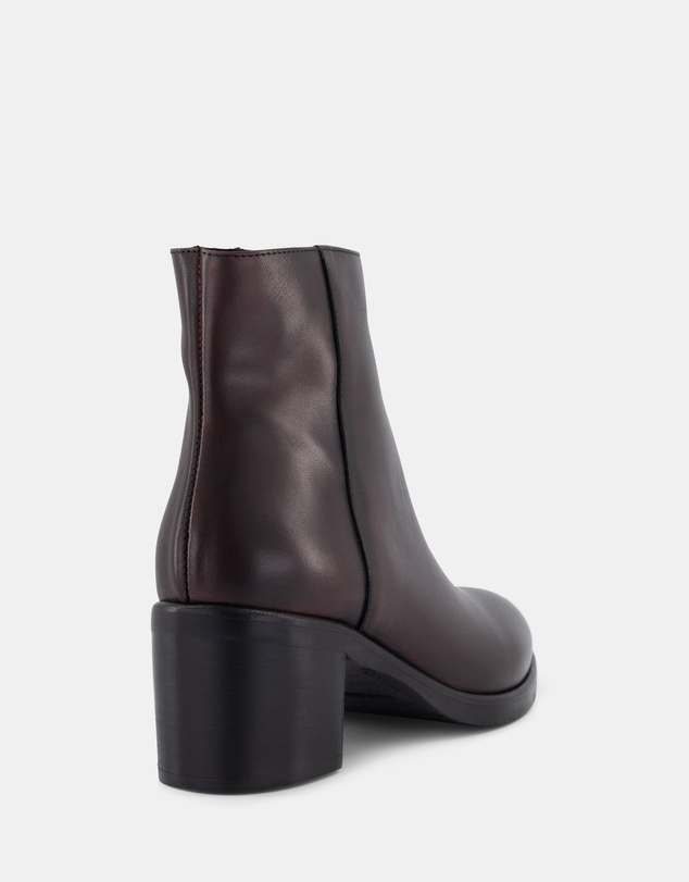 Shelly Shen - Elect Boots