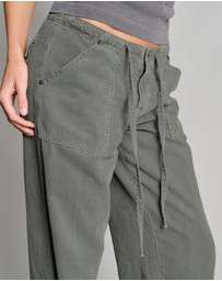 Love and Nostalgia - Big Baddie Pant - Army Smoke