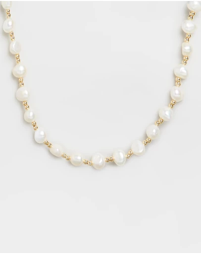Carly Paiker - Vacation Pearl Necklace