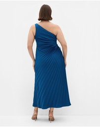 City Chic - Aliza Pleat Maxi Dress