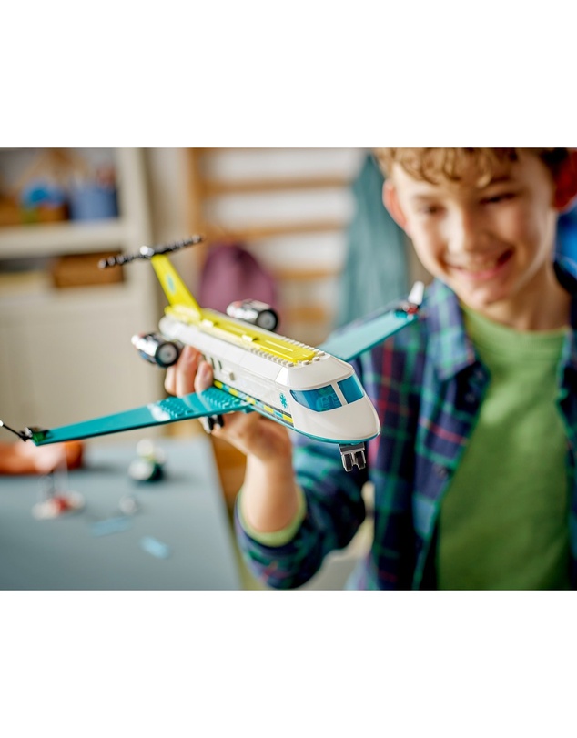 LEGO - 60465 Emergency Air Ambulance Airplane