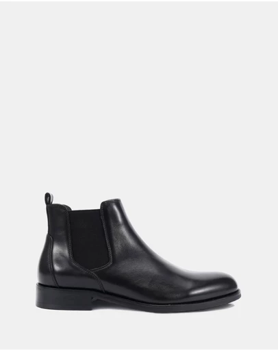 Clarks - Niall Black