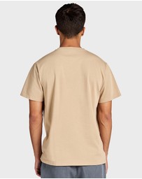 Academy Brand - Roth Tee