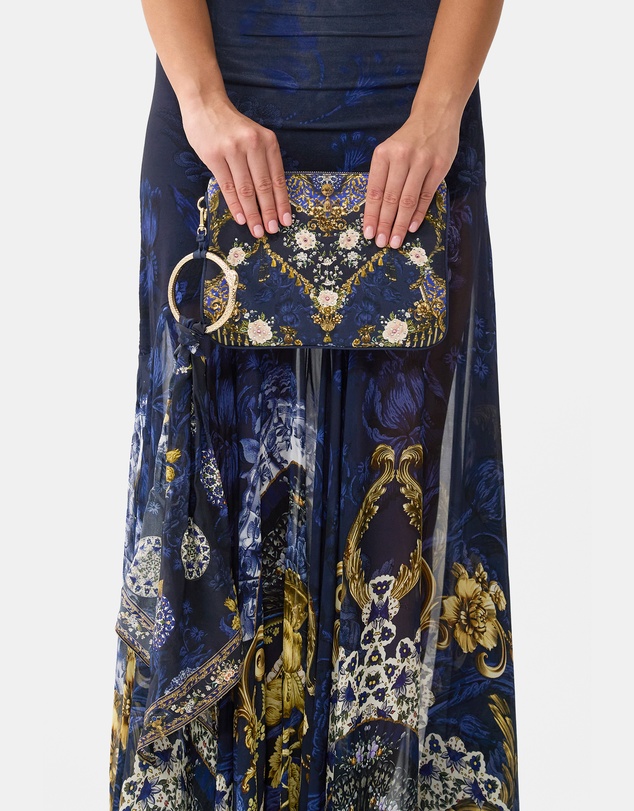 Camilla - Ring Scarf Clutch