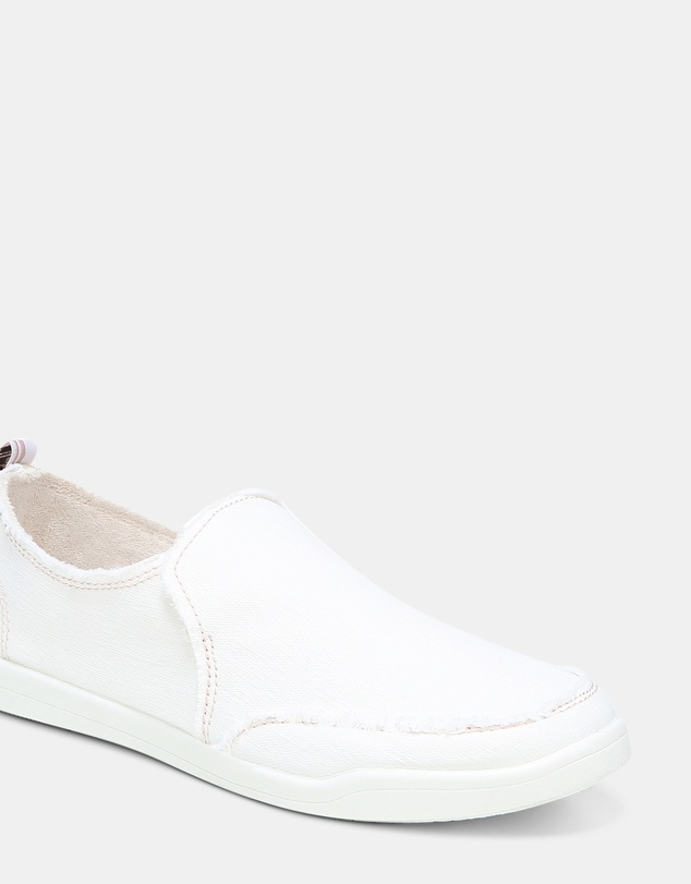 Vionic - Malibu Slip-On Sneaker - Cream