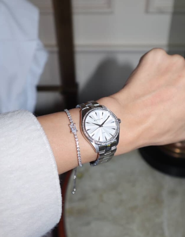 Maxum - Sydney - White Dial & Silver Tone Case & Bracelet