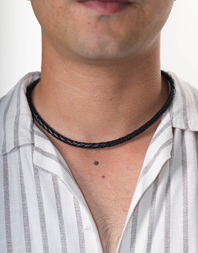 Kuzzoi - ICONIC EXCLUSIVE - Leather Cord Necklace with Oxidised Sterling Silver Closure