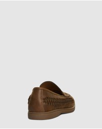 yd. - Matteo Lattice Shoe