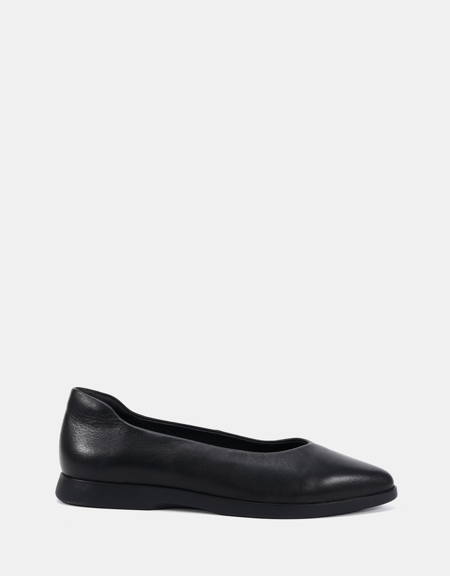 Clarks - Ursa Black